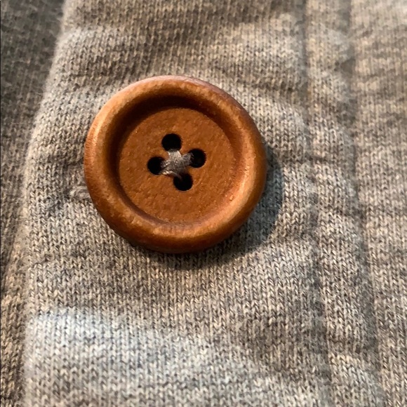 Men’s 10 Deep vented button sweater - Picture 4 of 10